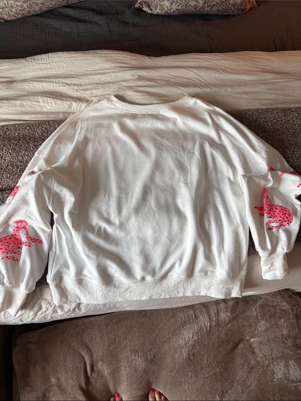 Peach Love California White Sweatshirt with Pink Cheetah Motif - Picture 5 of 6